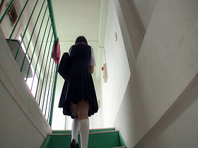 初めての募¥活動で失禁うぶ潮濡らしの貧困女子●生(匿名希望) 佐野ちゃん パイパン/ごっくん/尿道決壊/中出し サンプル動画サムネイル